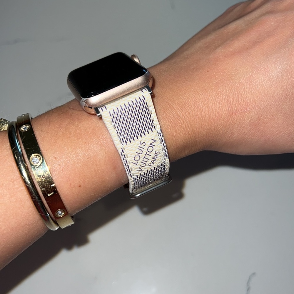 Louis Vuitton Cream and Gray Checkered Smartwatch Band - Picture 4 of 5